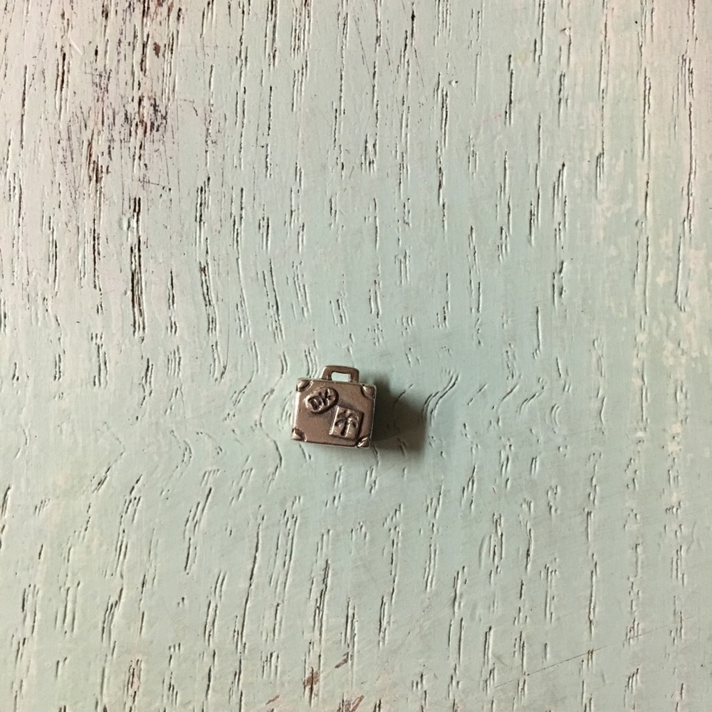 Pandora Suitcase Charm